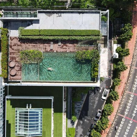 Hotel Ramada Plaza By Wyndham Chao Fah Phuket Exterior foto Rooftop pool