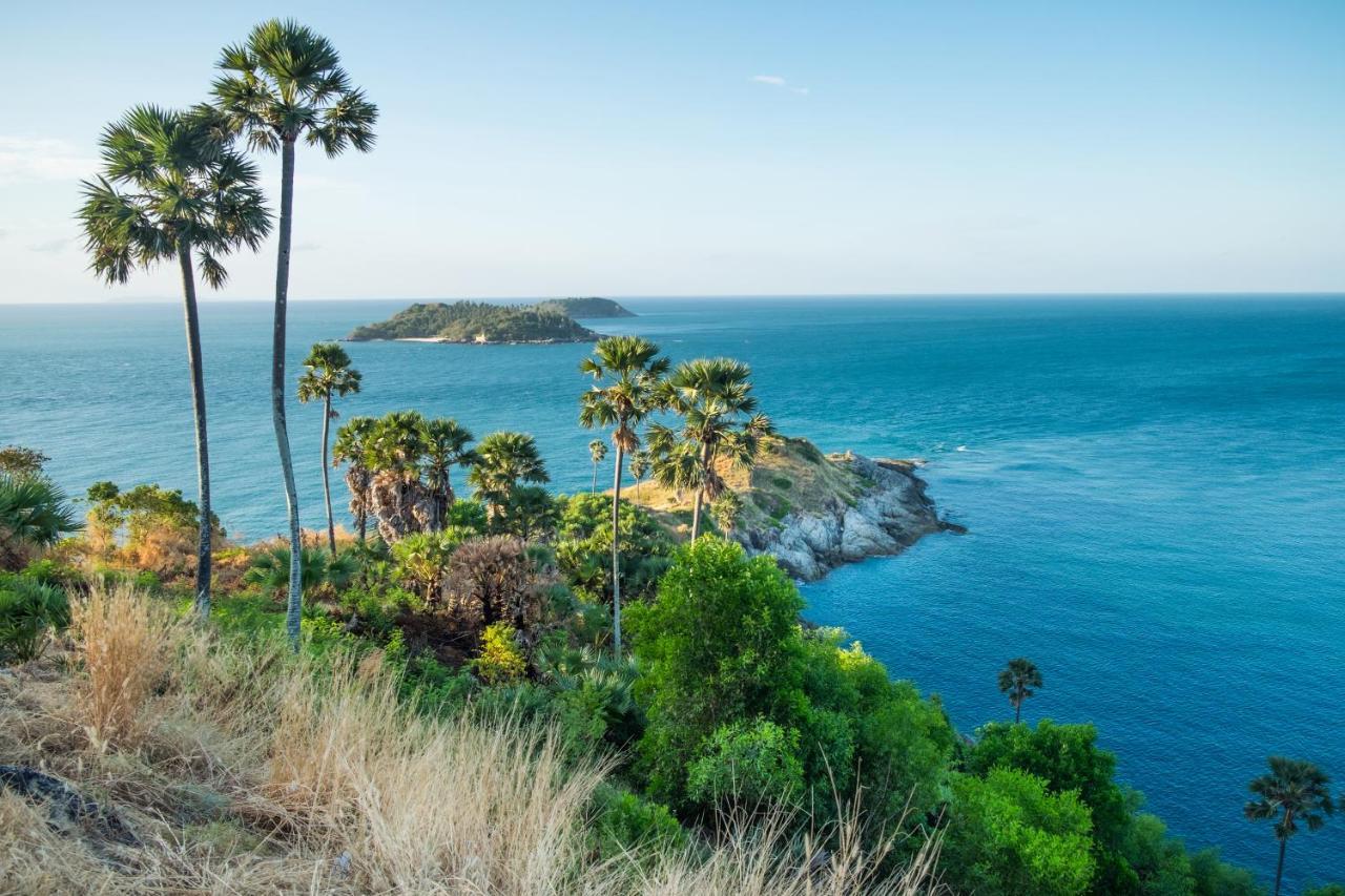 Hotel Ramada Plaza By Wyndham Chao Fah Phuket Exterior foto View of the bay from the Cape